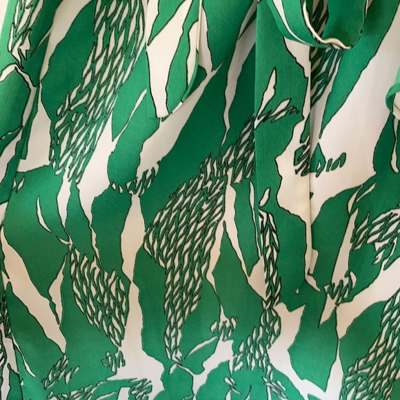 Pattern Dress - Picture 5 of 7